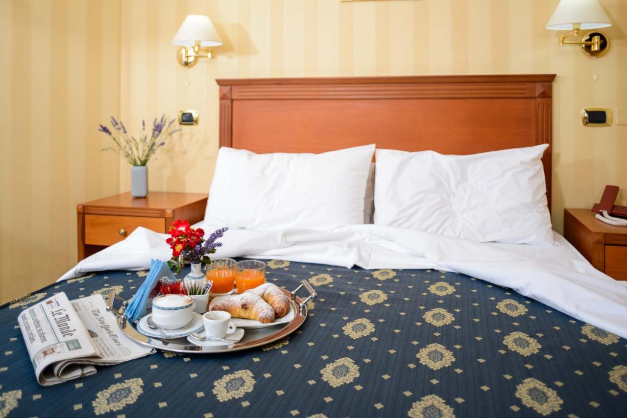 Hotel Hermitage Полла Экстерьер фото
